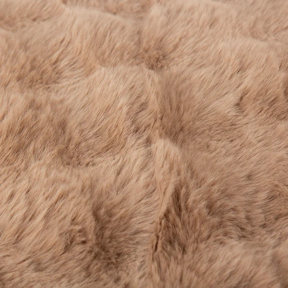 Close-up of taupe faux fur on Scruffs Alpine dog mattress