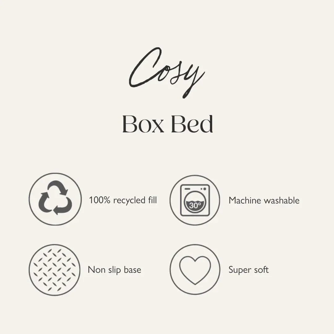Scruffs cosy soft dog bed features including recycled fill, machine washable cover, and non slip base