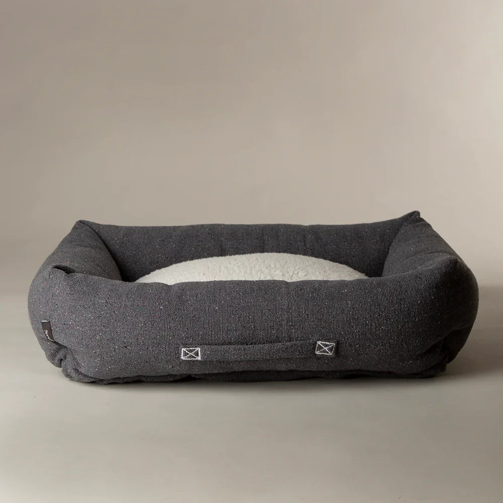 Empty Scruffs Eden box dog bed charcoal with recycled fabric and supportive shape